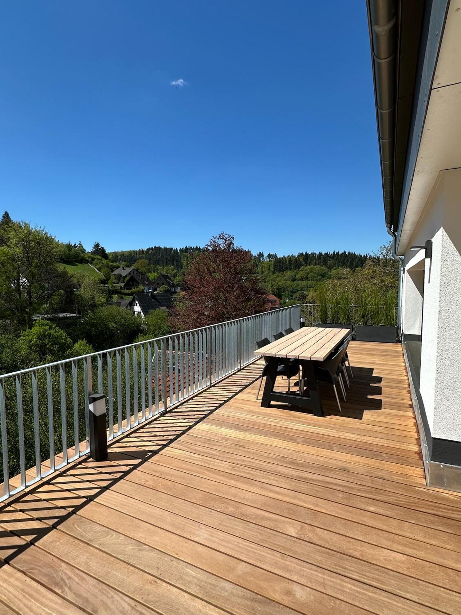 Villa Holgenbach - Penthouse- Und Ferienwohnung Im Nationalpark Eifel シュライデン エクステリア 写真
