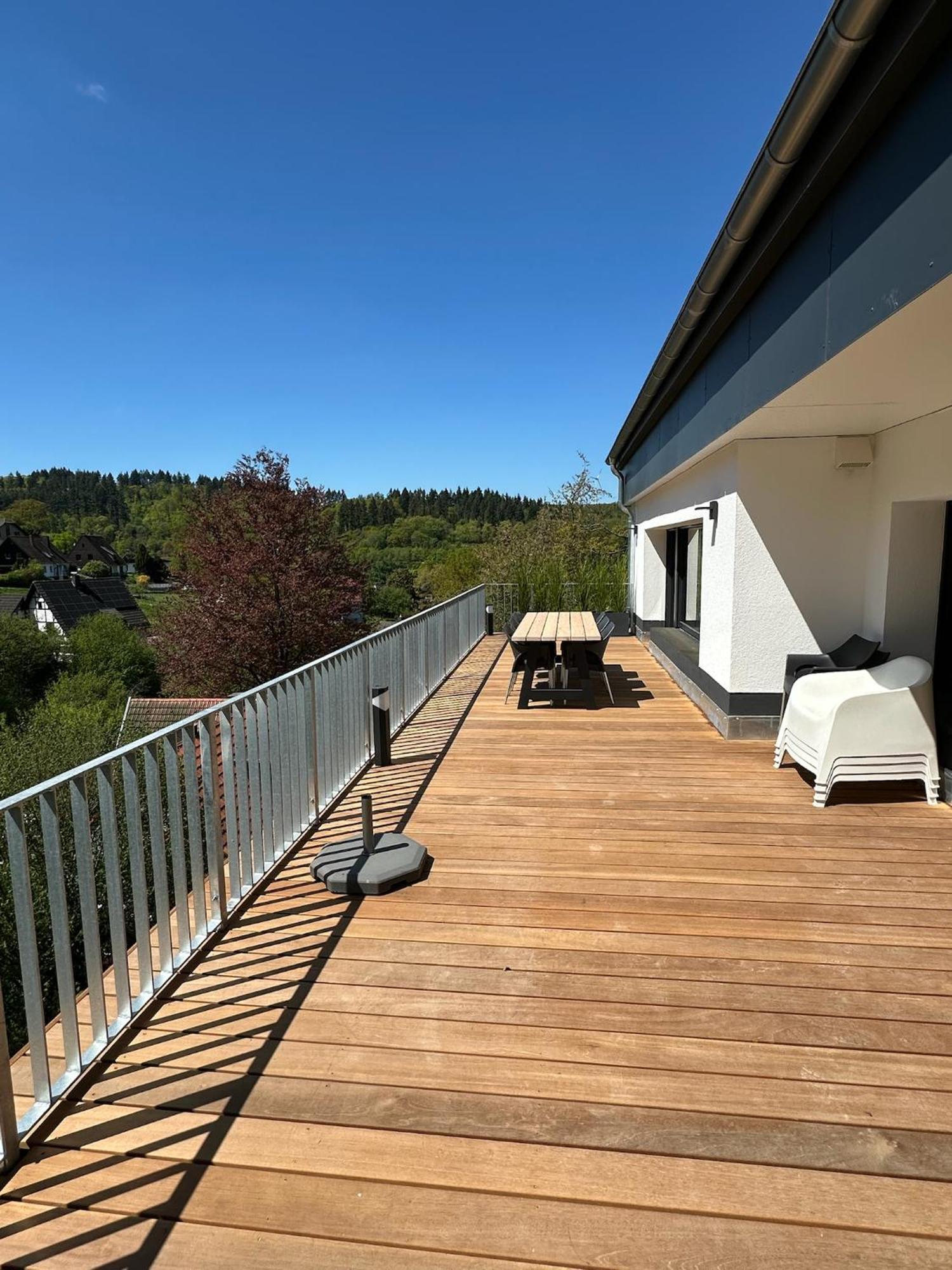 Villa Holgenbach - Penthouse- Und Ferienwohnung Im Nationalpark Eifel シュライデン エクステリア 写真